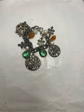 Vintage medieval core charm bracelet good quality